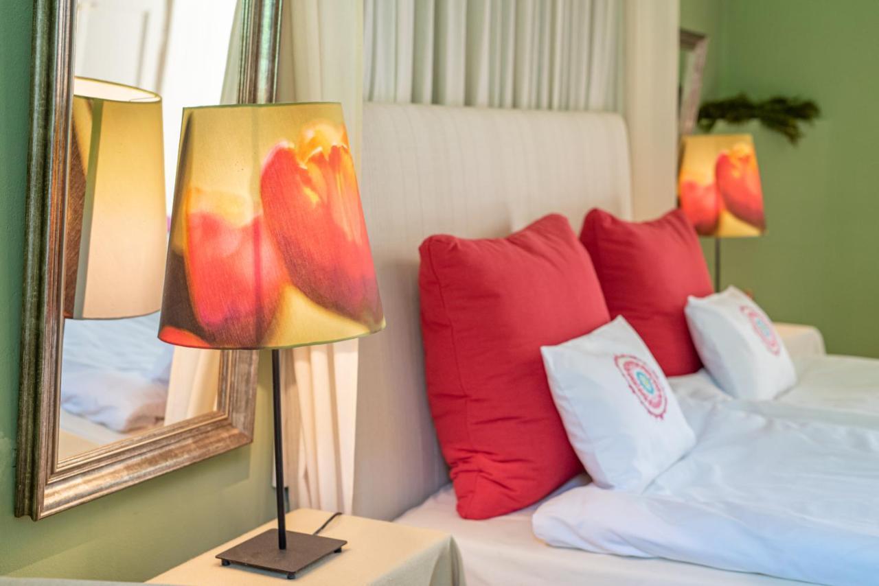 Svastics Kuria Hotell Szentgalosker Exteriör bild